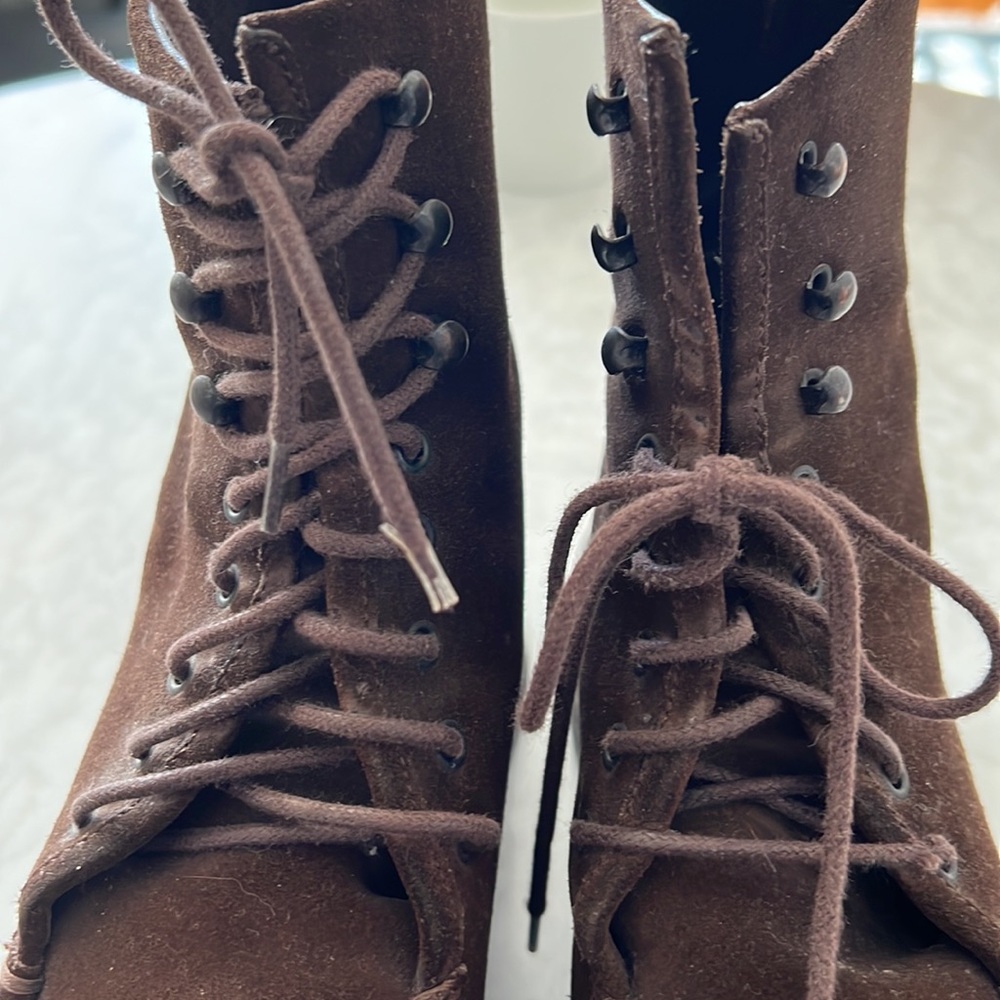 Gucci vintage brown suede lace up boot - Picture 7 of 13